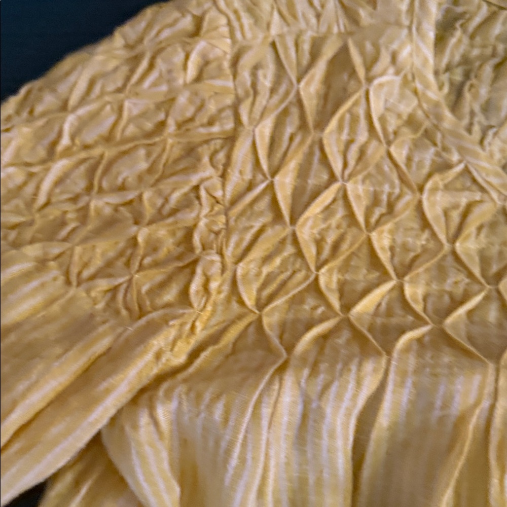 Anthropologie Liza Puff-Sleeve Smocked Linen Top NO LONGER AVAILABLE $108usd - Picture 8 of 16